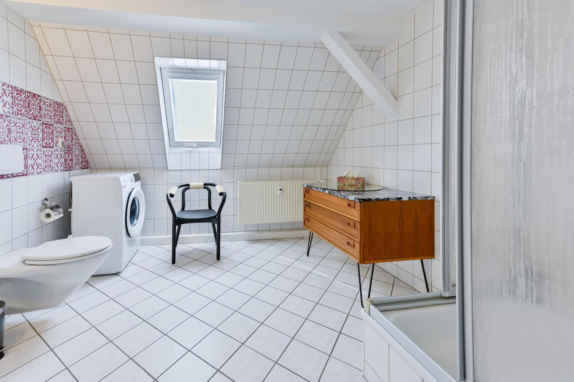 Premium Quartier Clara , Karl Und Fritz Auf Dem Kassberg Mit Eigenem Stellplatz Apartment Chemnitz Bilik gambar